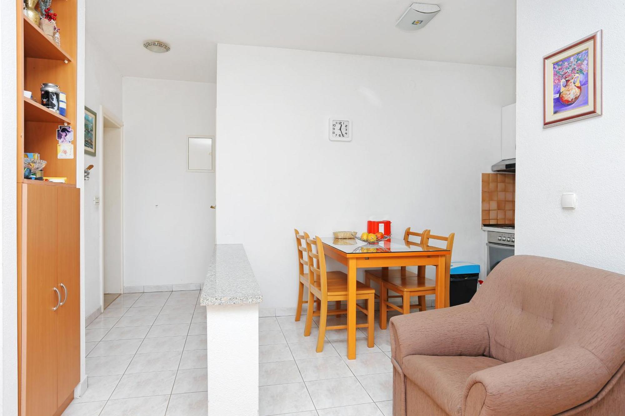 Apartment With A Parking Space Businci, Ciovo - 18800 *